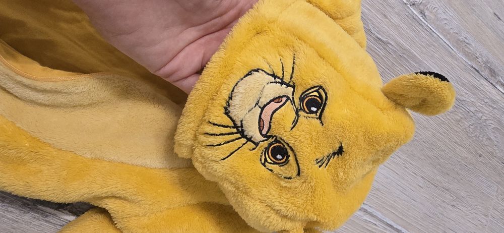 Pajacyk Król Lew rozmiar 62 :) Smyk