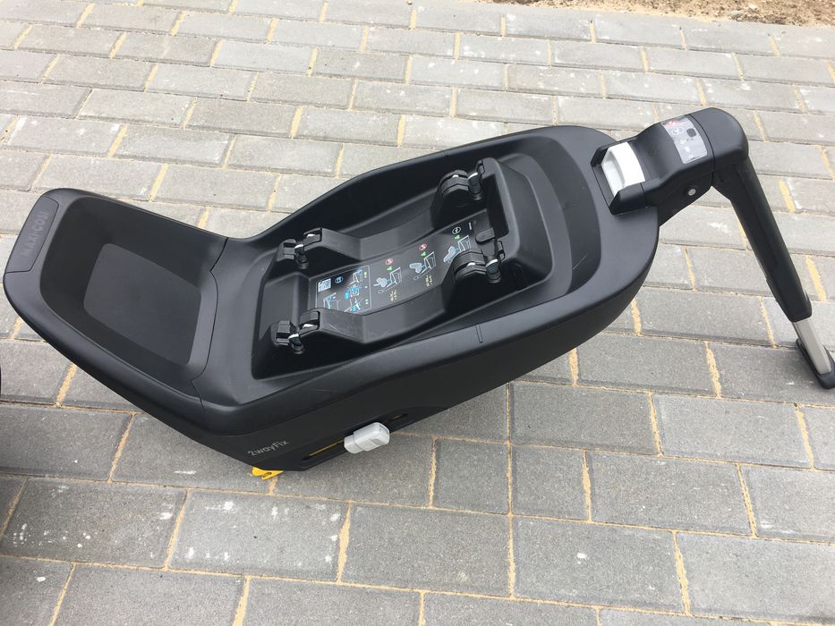 Fotelik 0-15m Maxi Cosi 2way Pearl , z bazą 2way fix , isofix