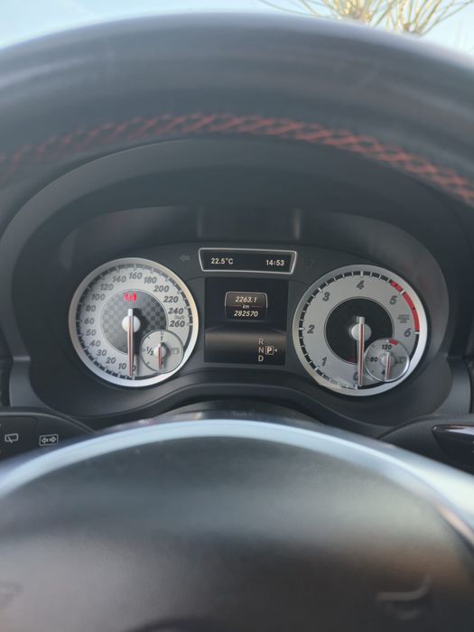 Mercedes-Bens A180 AMG