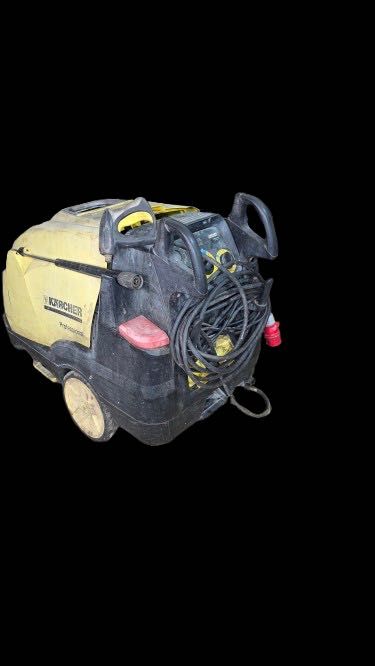Професійна мойка KARCHER с нагревом воды ВЫСОКОГО ДАВЛЕНИЯ