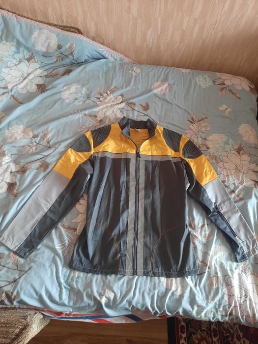 Спецодяг(куртка+полукомбінезон)роба, робочий одяг.Розм 52-54,зріст 3-4