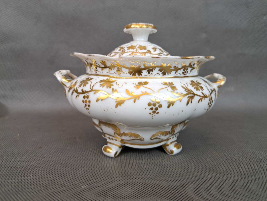 Serwis kawowy porcelanowy koniec XIX wieku