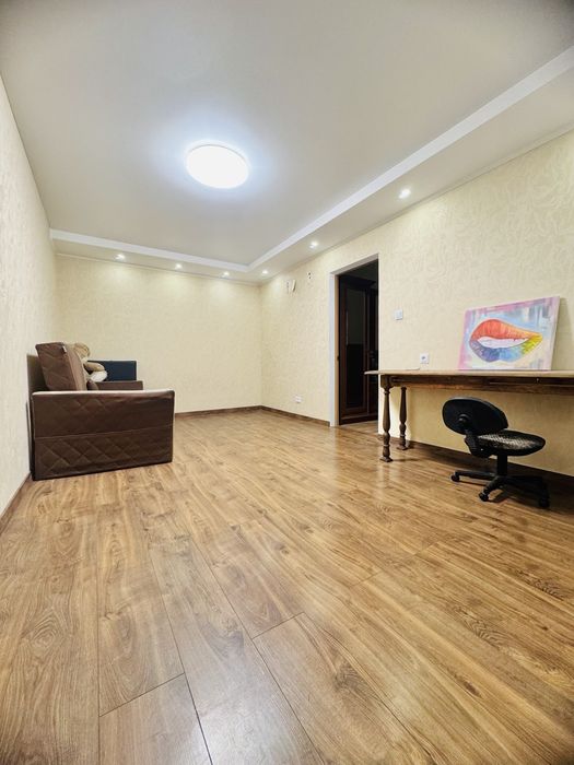 Продам 2 кімнатну квартиру Космонавтів Артем