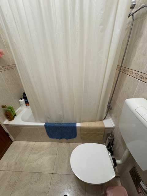 Quarto individual com varanda, Lisboa, Lumiar, para estudante