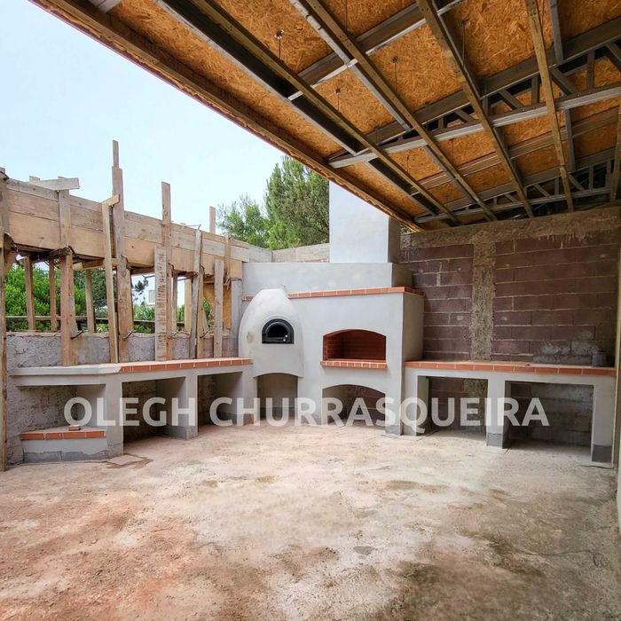 Churrasqueira, forno de pizza, fogão a lenha - construção manual