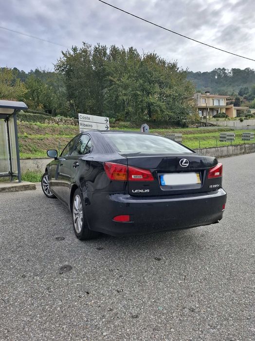 Lexus IS II 220d — photo 5