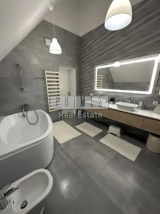 Продаж 4к котеджу Brilliante, вул. Генріха Вишневського, Білогородка