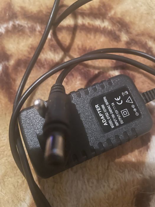 ładowarka sieciowa Nokia ACP-7E.