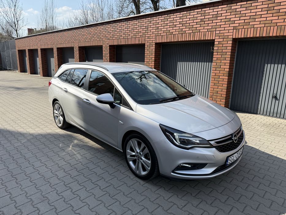 Opel Astra K  1.4 Turbo  benzyna (2017) kombi autmat