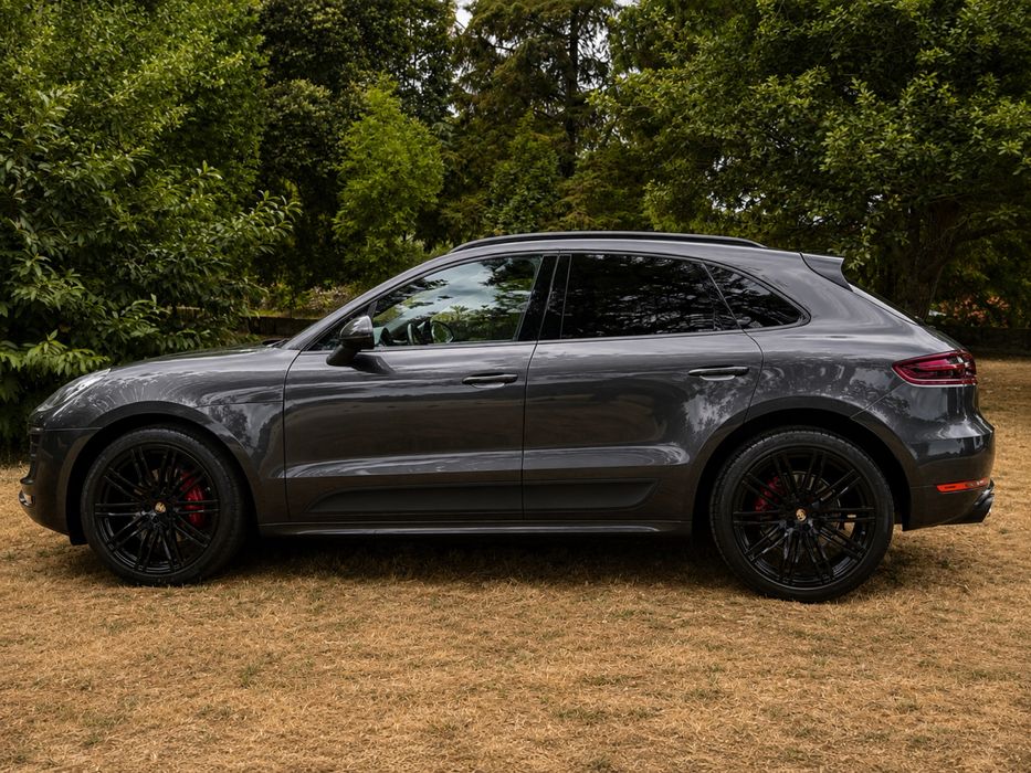 Porcshe macan S 2.0 turbo