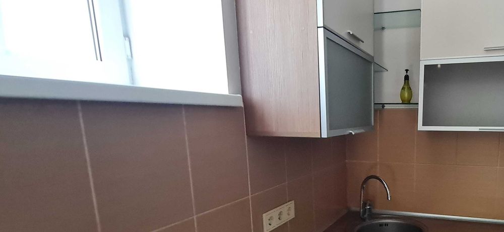 Продаж фасадного приміщення по вул. Погранична. 200 кв.м.