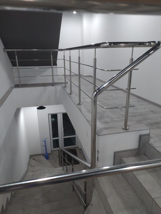Поручні  перила сходи нержавійка металоконструкції