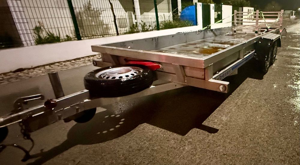 Atrelado robosov como novo ler descrição