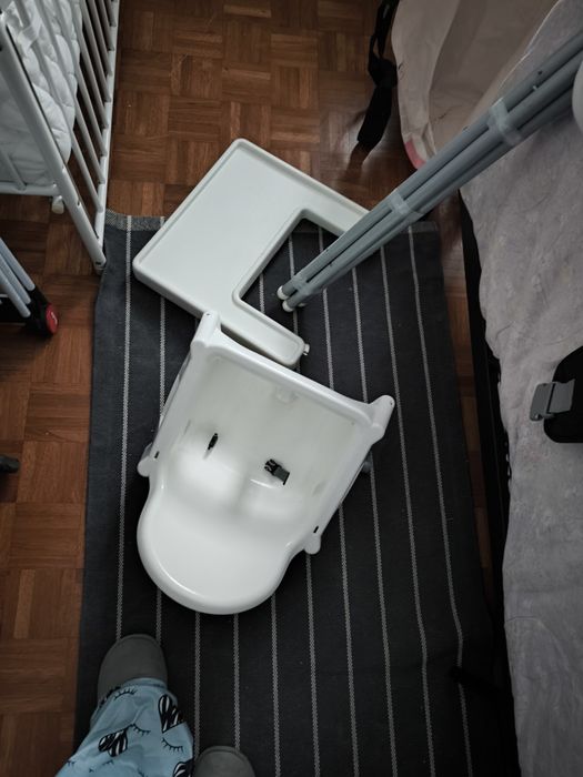 Vendo cadeira de alimentação