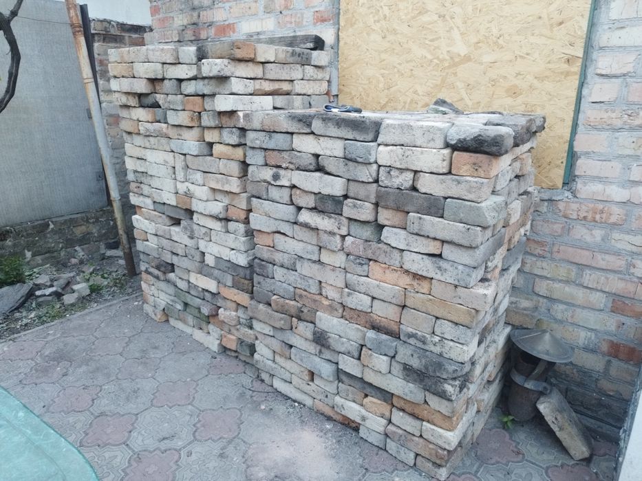 Продам огнеупорный , диатомитовый кирпич
