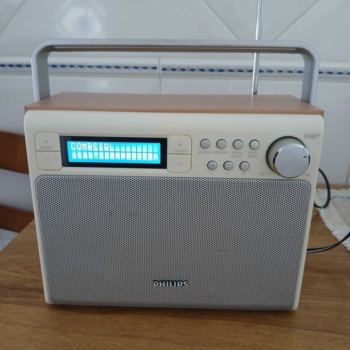 Rádio Philips digital modelo 5020