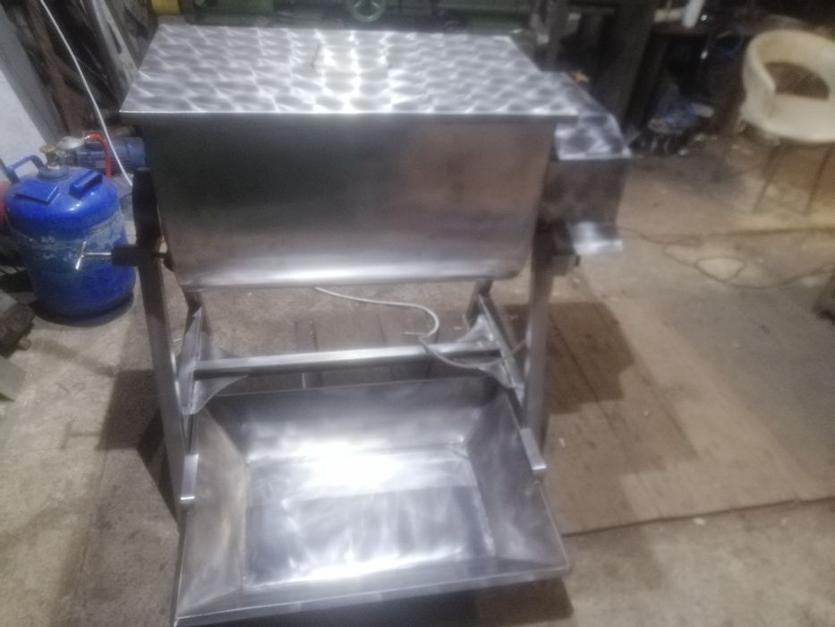 Mieszałka do mięsa 80kg 120 L