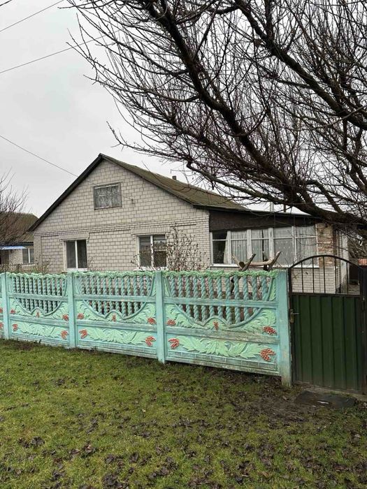 Володарка.Продаж будинку.Роглядамо сертифікати