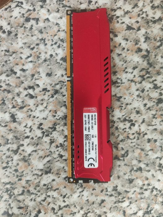 Memoria RAM de 8 gb DDR3L Da HyperX Usada 1 vez