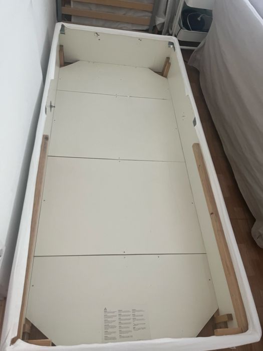 Sommier solteiro ikea
