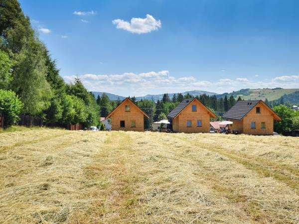 Domki do wynajęcia "SZAROTKA"