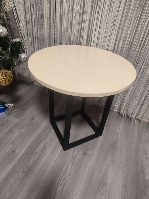 Кавовий столик( журнальний)