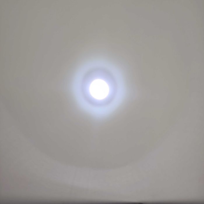 Lanterna Led multifuncional recarregável de alta potência Sanda