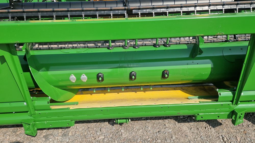 жатка John Deere 630F