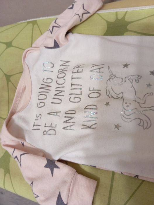 Śpiczne śpioszki dla dziewczynki rozmiar 62-68