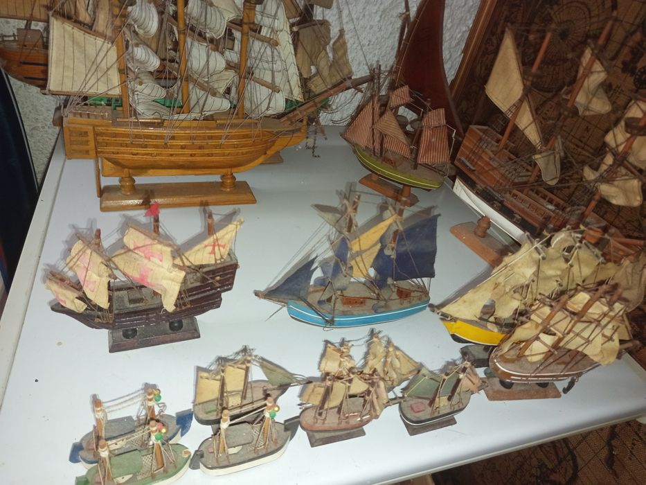 Cole%C3%A7%C3%A3o+de+barcos+caravelas+miniaturas+etc64552023084419121