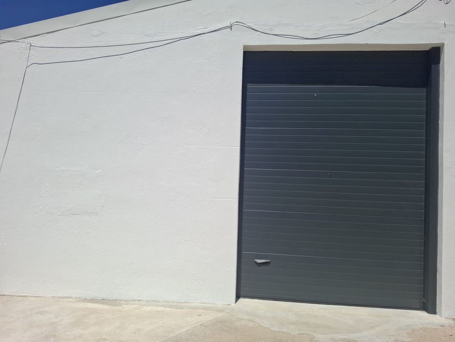 Alugo Armazém 90m2