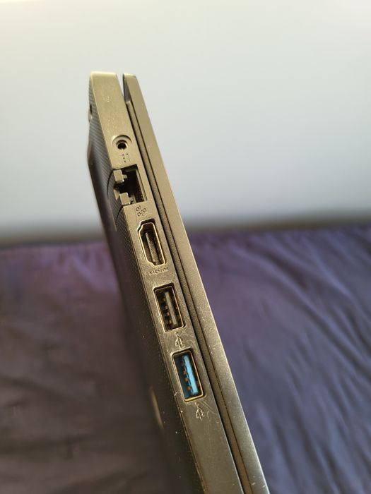 Szybki laptop Acer Aspire 3 4/128GB SSD Windows 11