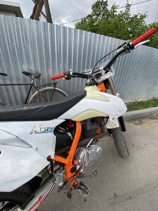 Мотоцикл Kayo k2L.