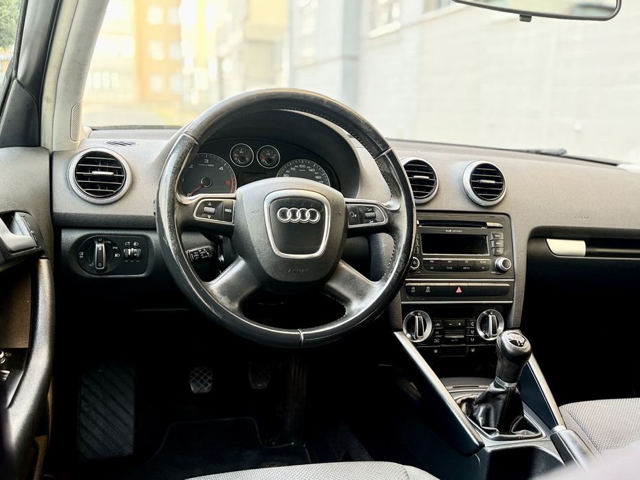 AUDI A3 Sportback 1.6TDI 105cv -Revisão Geral Efectuada IMACULADO