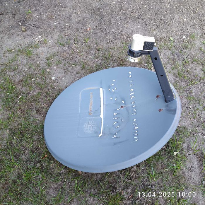 Talerz antenowy z uchwytem do montażu