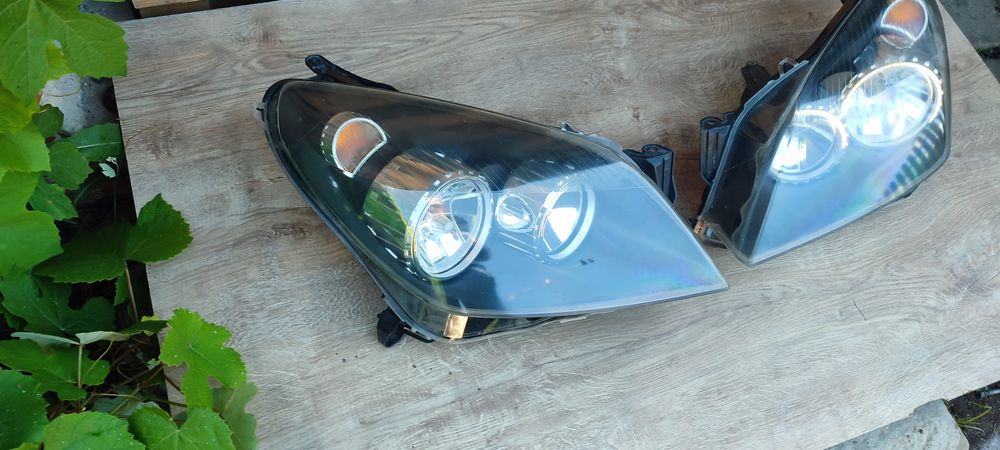 Opel Astra H Опель Астра Х фари фара