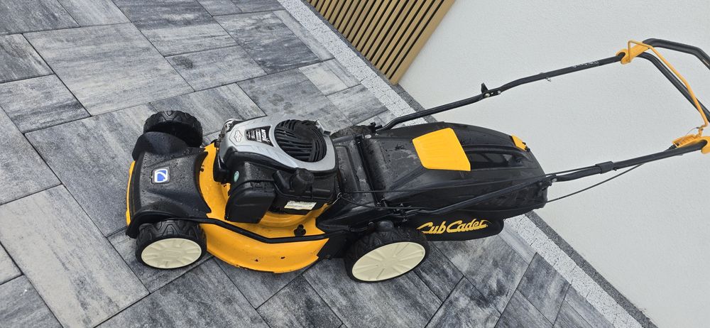 Kosiarka spalinowa z napędem Cub Cadet Briggs