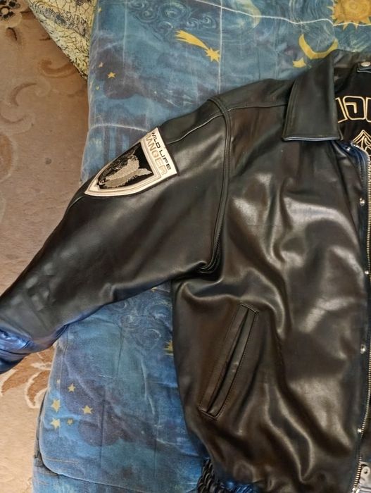 Шкіряна куртка DAVOUCCI