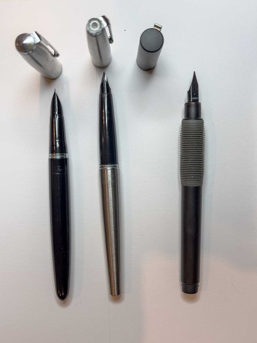 Conjunto de 9 canetas