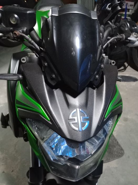 Kawasaki z650 35kw com muitos extras