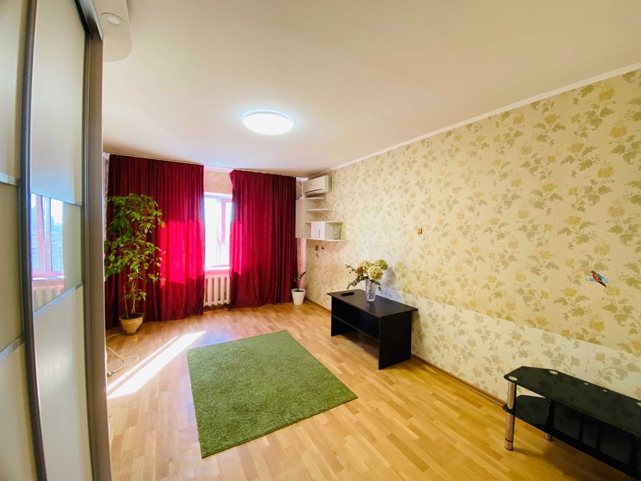 • 2к. кв. Пчілки 4 Позняки Осокорки
