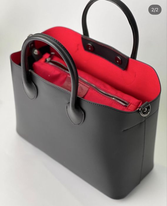 Сумочка из натуральной кожи