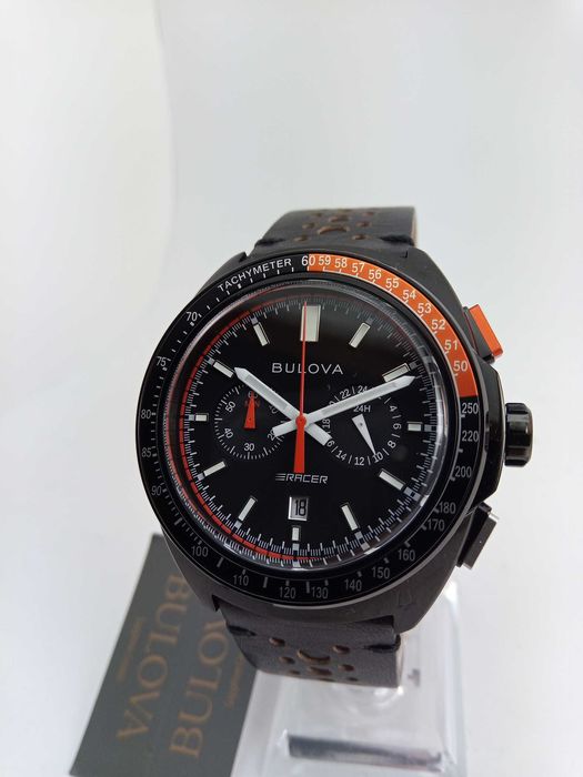 Гоночные часы Bulova 98B428 хронограф, тахиметр, календарь, сапфир