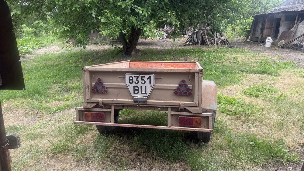 Прицеп легковий