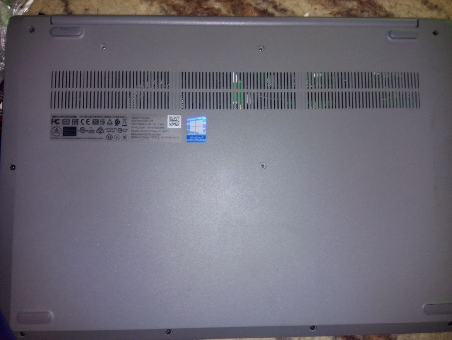 Laptop Lenovo Ideapad 3 uszkodzony. Odbiór osobisty.