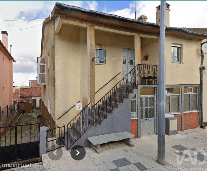 Casa / Villa T4 em Mogadouro, Valverde, Vale de Porco e Vilar de Rei d