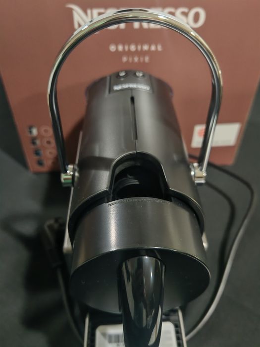 Máquina de café Nespresso Pixie.