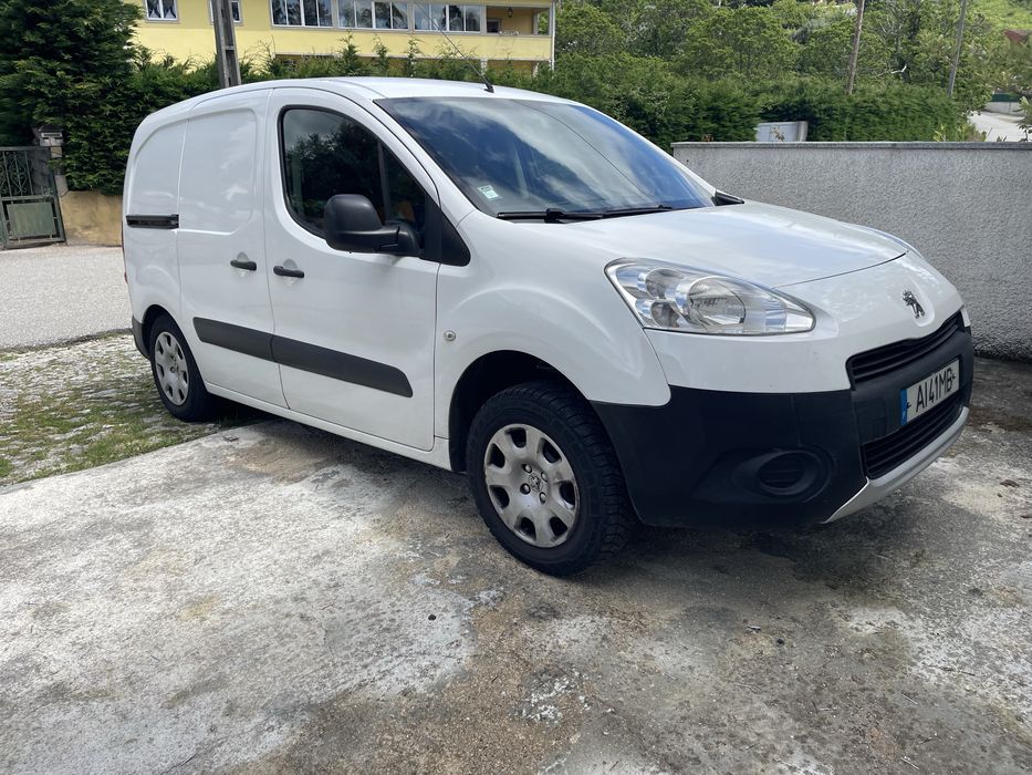 Peugeot Partner 2025