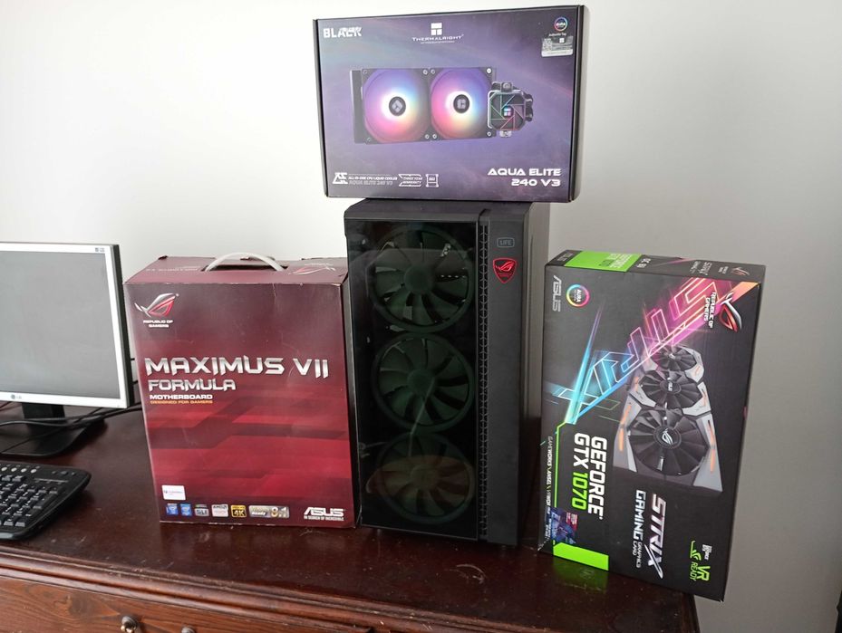Vendo torre pc i7 republic of gamers