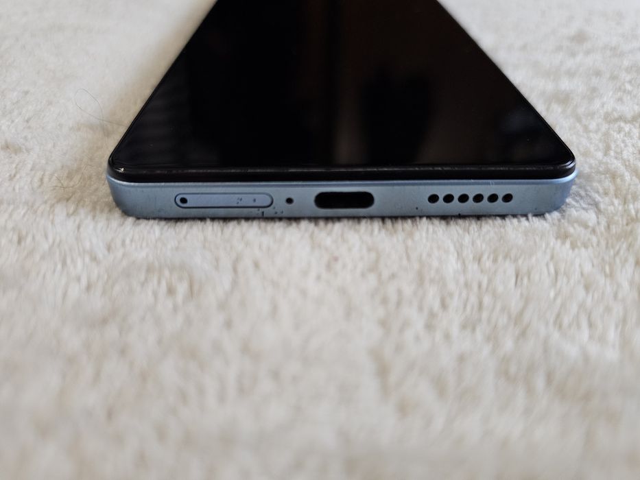 Redmi Note 12 Pro Plus 5G 256GB — у гарному стані.